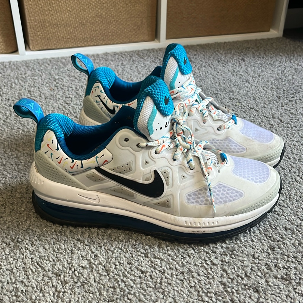 Nike Air Max Genome Size 4.5y